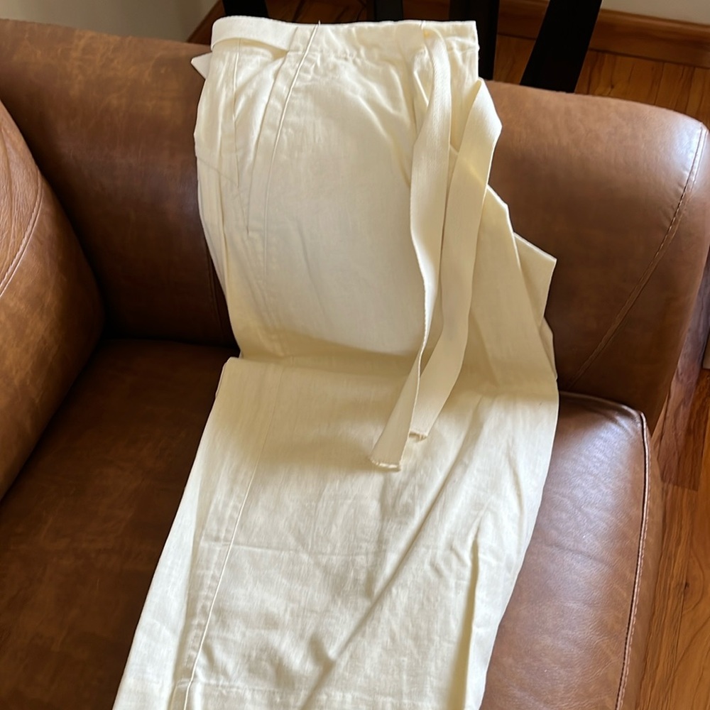 Brand new capris